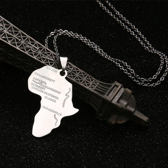 Africa map gold pendant necklace - Picture 2 of 13